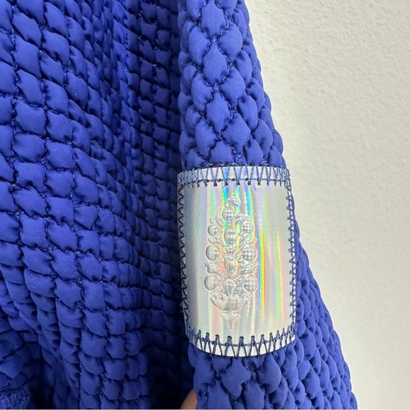 FP Movement Free People Smock Show Packable Run Jacket Dark Blue Indigo L NWT - Picture 4 of 9